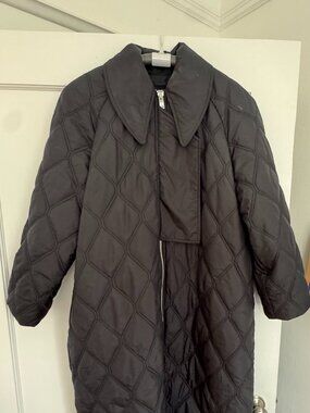Ganni Ripstop Quilt Coat in Black — Style F7327